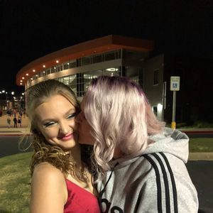 Meet your Posher, Angela